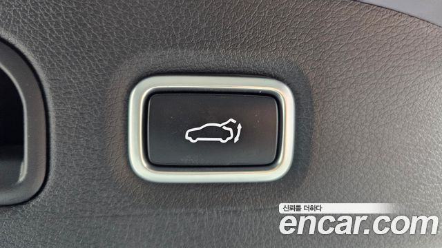 Kia Stinger 2019 — photo 23