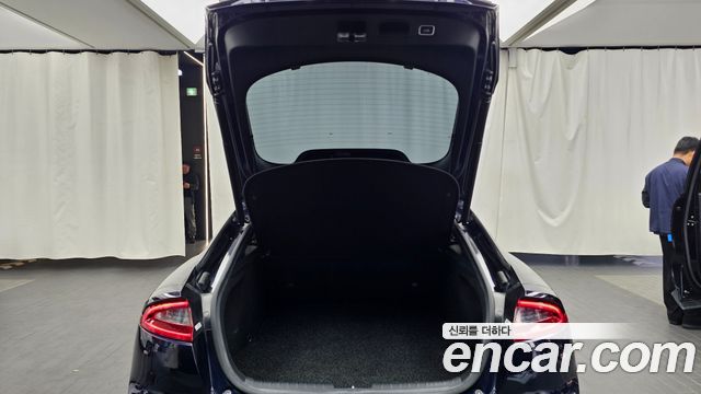 Kia Stinger 2019 — photo 24