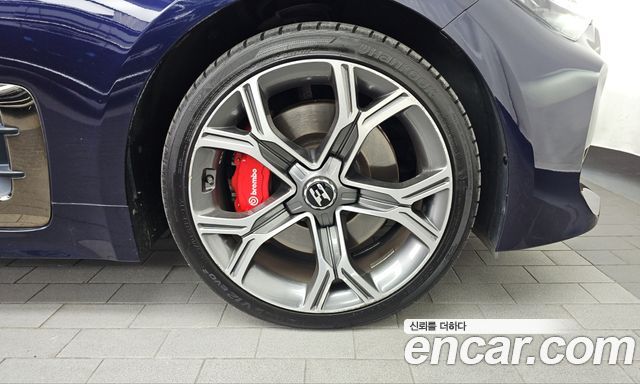 Kia Stinger 2019 — photo 7