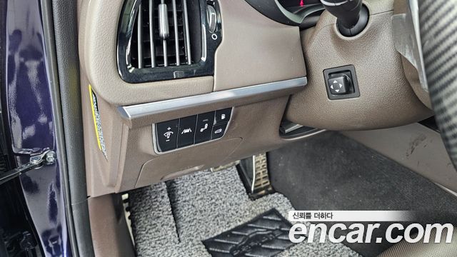Kia Stinger 2019 — photo 28