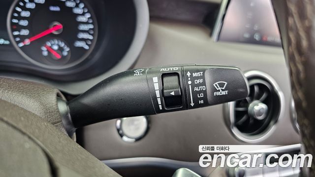 Kia Stinger 2019 — photo 30