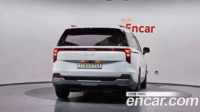 Kia Canival 2025 — photo 4