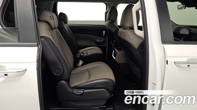 Kia Canival 2025 — photo 12