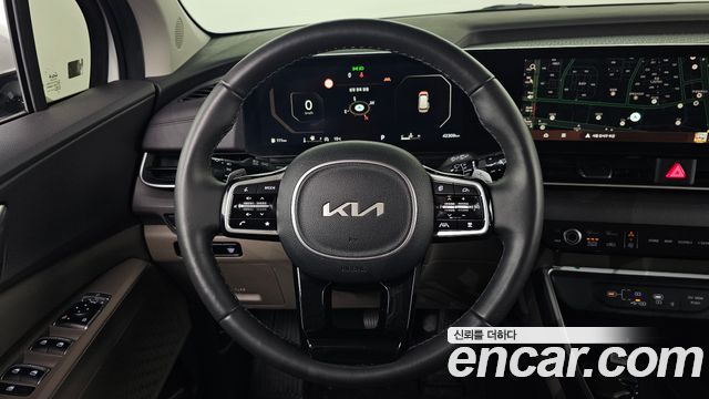 Kia Canival 2025 — photo 13