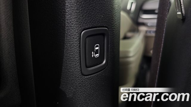 Kia Canival 2025 — photo 19