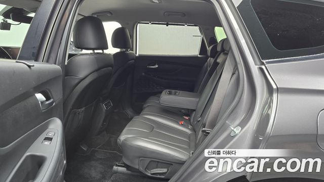Hyundai Santafe 2021 — photo 17