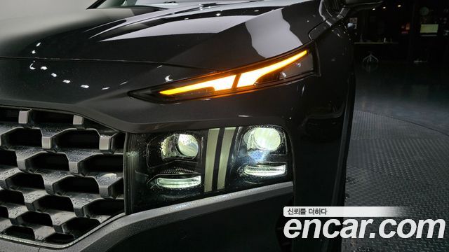 Hyundai Santafe 2021 — photo 8