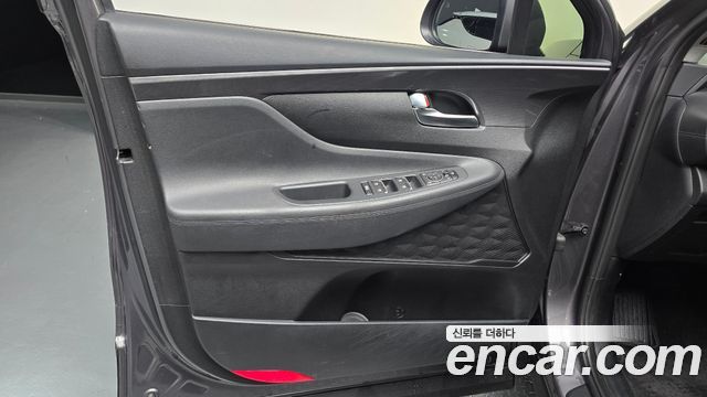 Hyundai Santafe 2021 — photo 14