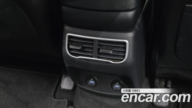 Hyundai Santafe 2021 — photo 28