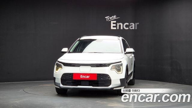 Kia Niro 2023 — photo 3