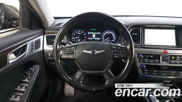 Genesis G80 2019 — photo 12