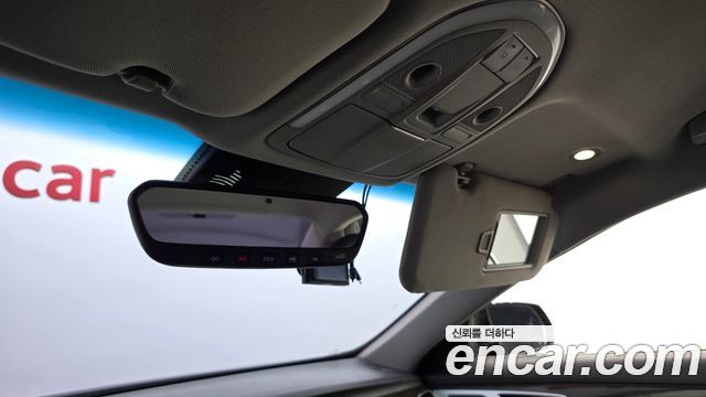 Genesis G80 2019 — photo 20