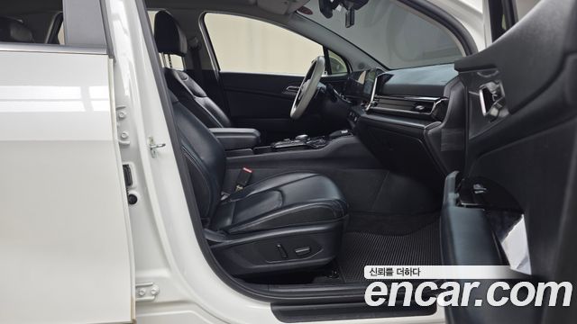 Kia Sportage 2022 — photo 11