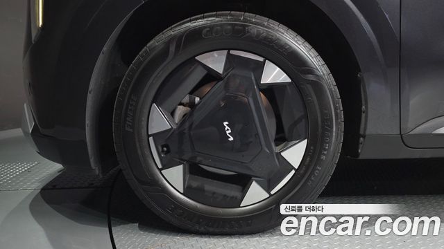 Kia Canival 2025 — photo 5