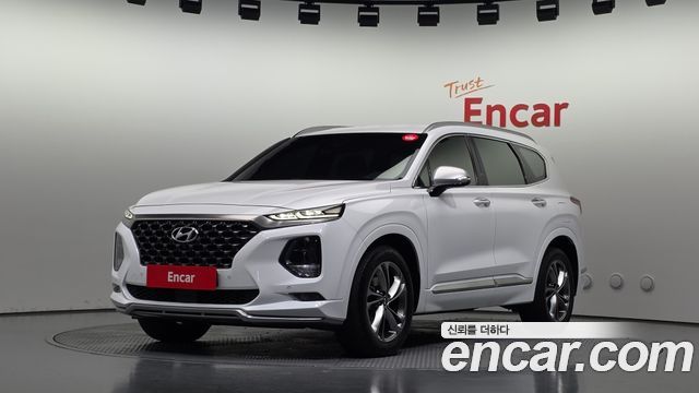 Hyundai Santafe 2019 — photo 1