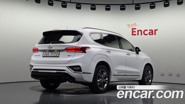 Hyundai Santafe 2019 — photo 2
