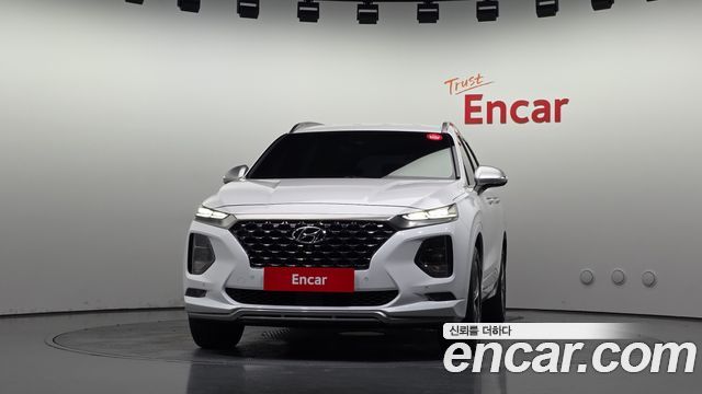 Hyundai Santafe 2019 — photo 3
