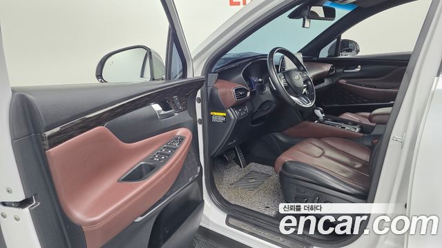 Hyundai Santafe 2019 — photo 13