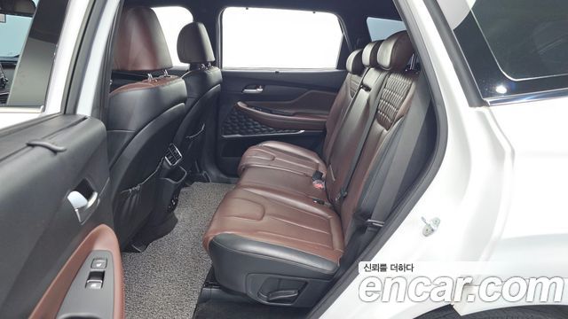 Hyundai Santafe 2019 — photo 17