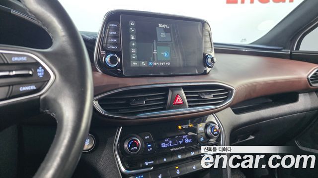 Hyundai Santafe 2019 — photo 20