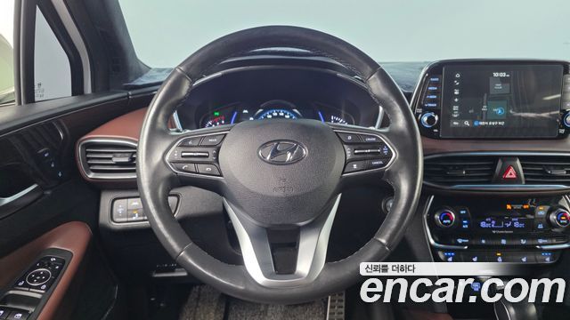 Hyundai Santafe 2019 — photo 21