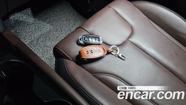 Hyundai Santafe 2019 — photo 23