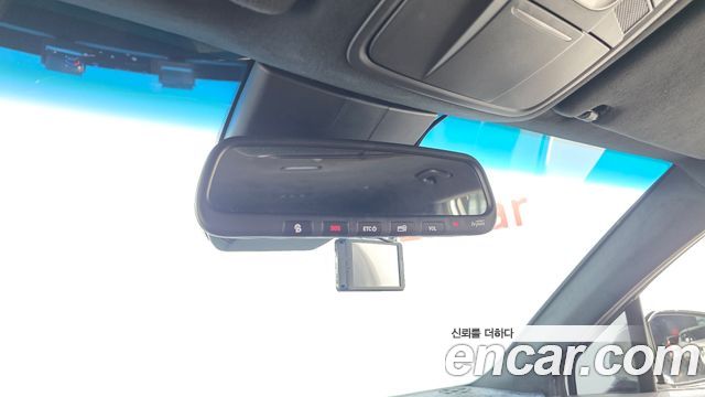 Hyundai Santafe 2019 — photo 27