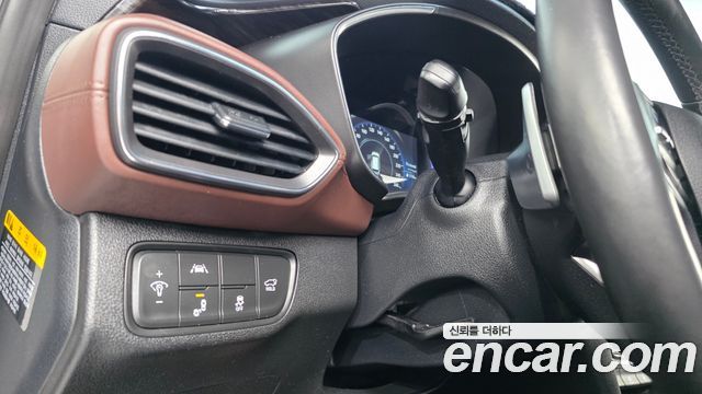 Hyundai Santafe 2019 — photo 28