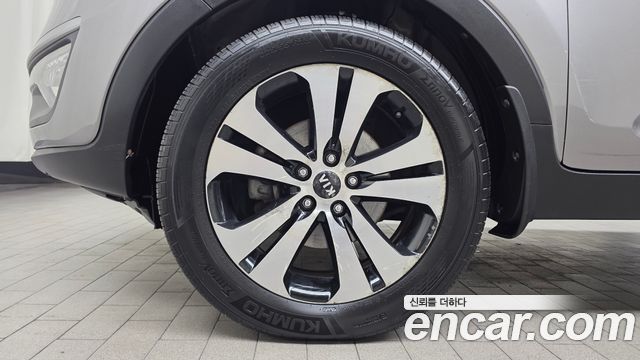 Kia Sportage 2012 — photo 5
