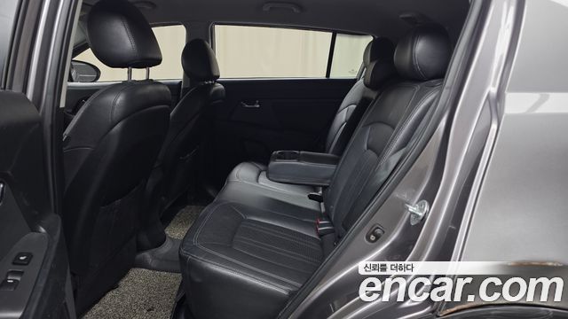 Kia Sportage 2012 — photo 12