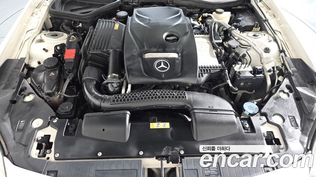 Mercedes-Benz SLC-Class 2017 — photo 6