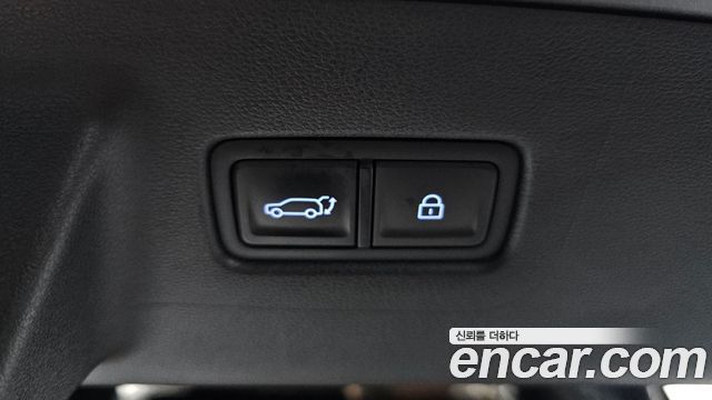 Hyundai Santafe 2024 — photo 38
