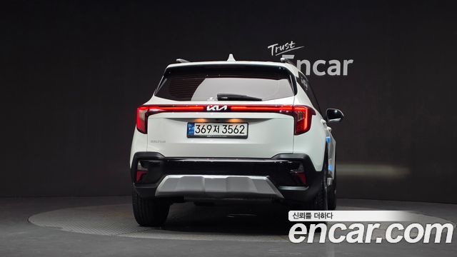 Kia Seltos 2023 — photo 4