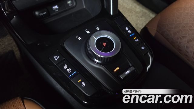 Kia Seltos 2023 — photo 9