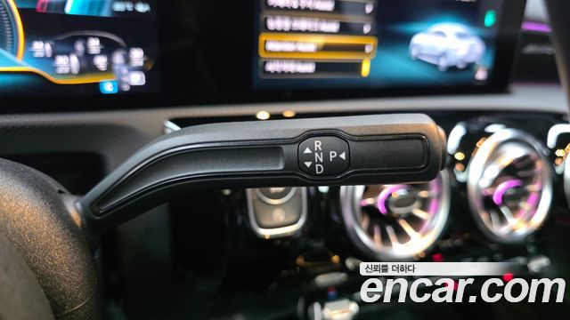 Mercedes-Benz CLA-Class 2021 — photo 25