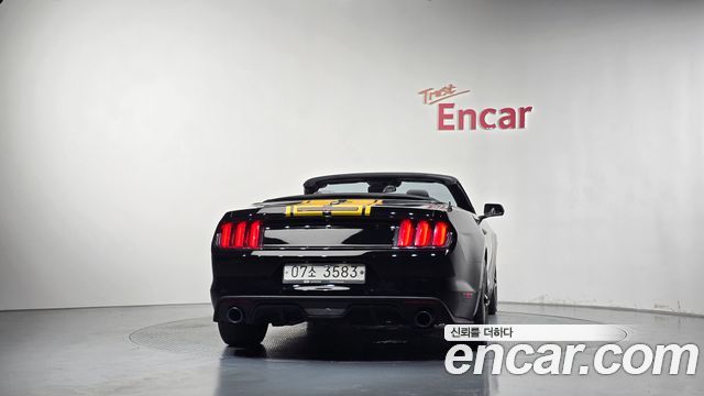 Ford Mustang 2017 — photo 4