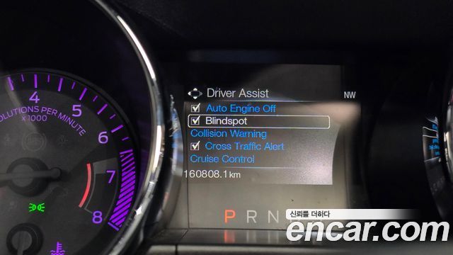 Ford Mustang 2017 — photo 16