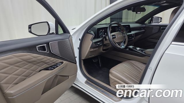 Kia K8 2023 — photo 13