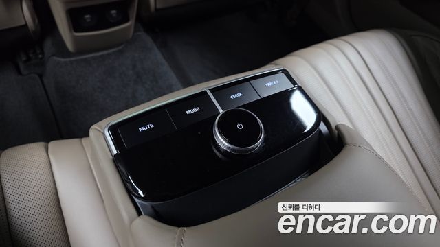Kia K8 2023 — photo 24
