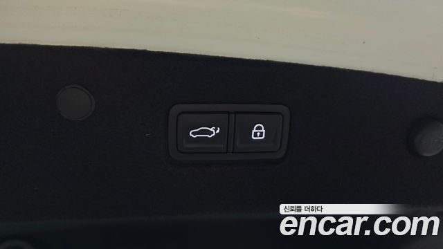 Kia K8 2023 — photo 31