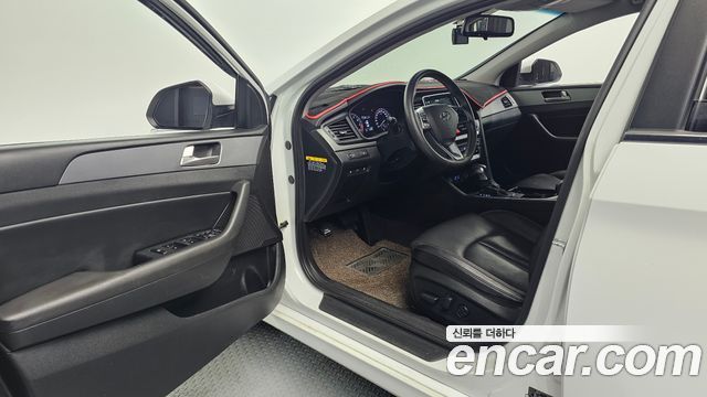 Hyundai Sonata 2019 — photo 13