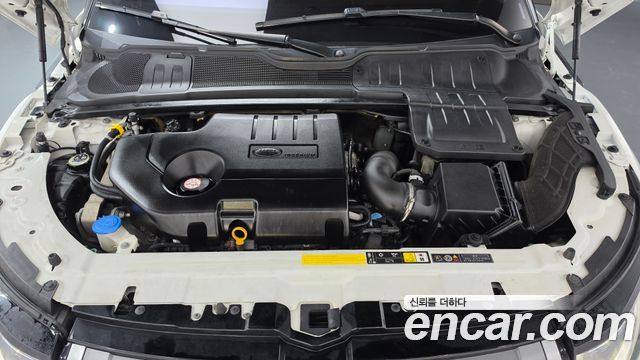 Land Rover Range Rover Evoque 2019 — photo 6