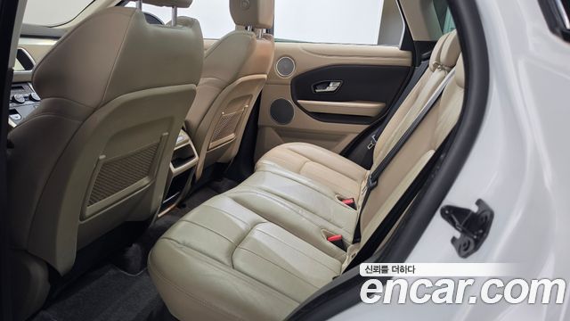 Land Rover Range Rover Evoque 2019 — photo 26