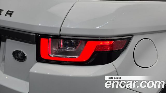 Land Rover Range Rover Evoque 2019 — photo 9