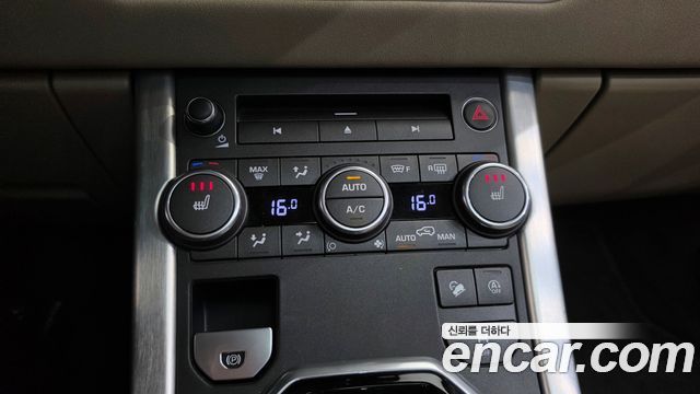 Land Rover Range Rover Evoque 2019 — photo 32