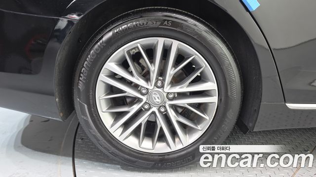 Hyundai Grandeur 2018 — photo 5