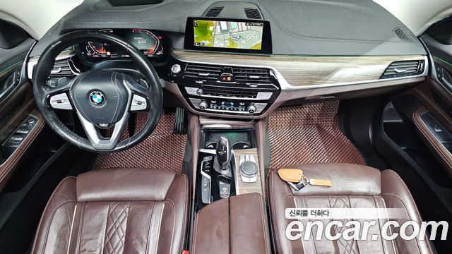 BMW Gran Turismo 2020 — photo 7