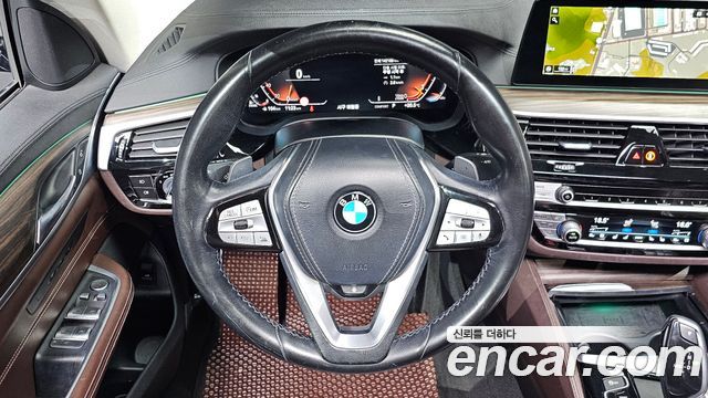 BMW Gran Turismo 2020 — photo 16