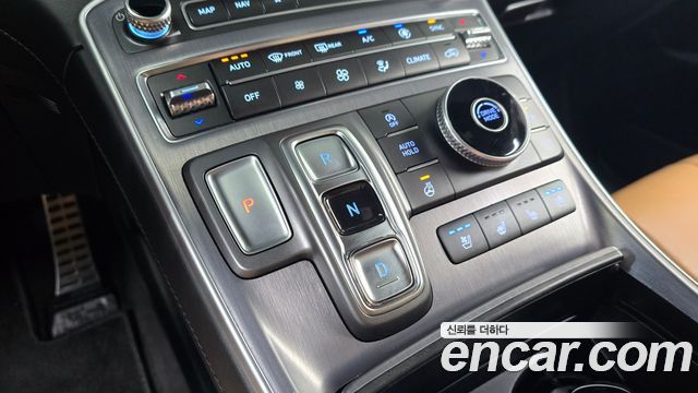 Hyundai Santafe 2023 — photo 9