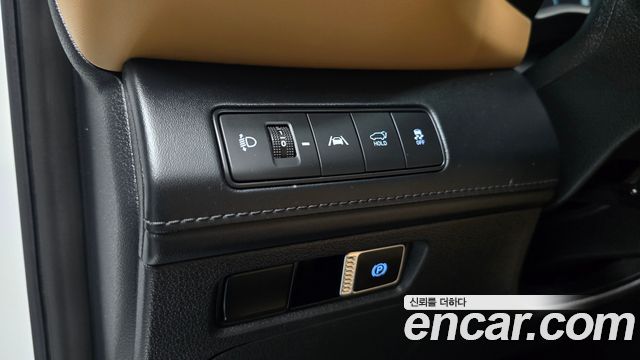 Hyundai Santafe 2023 — photo 14